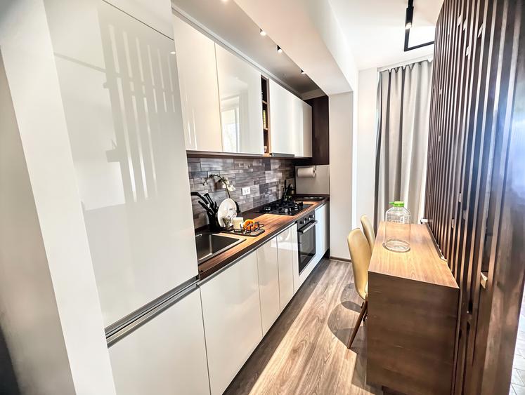 Apartament cu 2 camere decomandat în Berceni