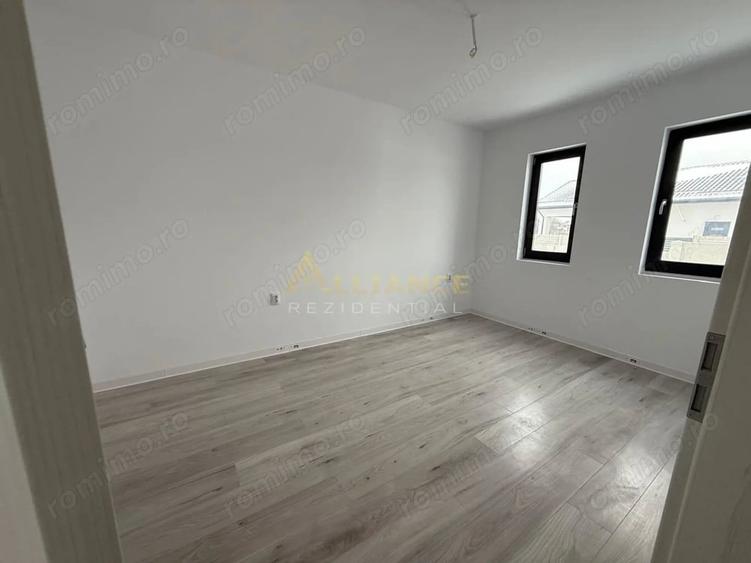 Casa individuala parter 4 camere 2 bai + dressing - 2