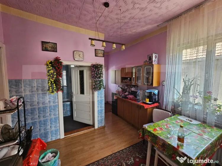 Casă cu 2 camere cu Teren 847 Mp în Unirea