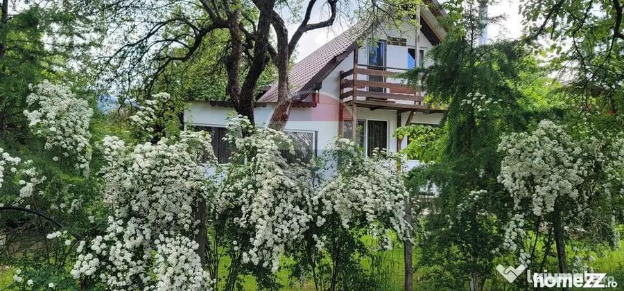 Casă cu 5 camere cu Teren 2000 Mp în Stațiunea Climaterică Sâmbăta