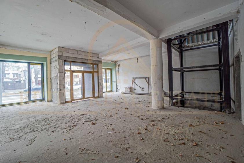 Spațiu comercial, de 470 mp, în Faleza Nord