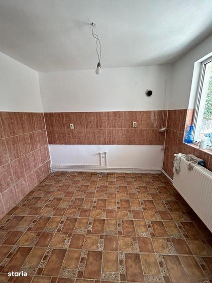 Casă cu Teren 500 Mp în Lunca Cetățuii