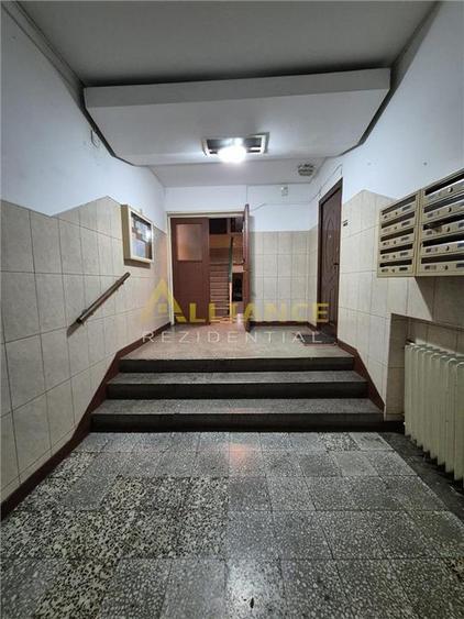 Apartament cu 3 camere decomandat, mobilat în Camil Ressu