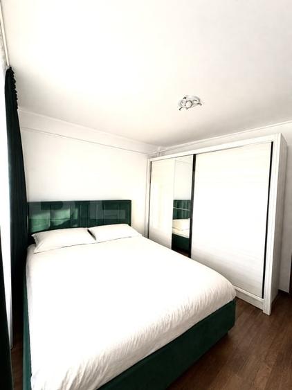 Apartament cu 2 camere decomandat, mobilat în Tractorul