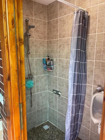 Casă cu 4 camere în Năvodari Tabără