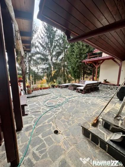 Casa moderna cu priveli?te panoramica ideala pentru - 9