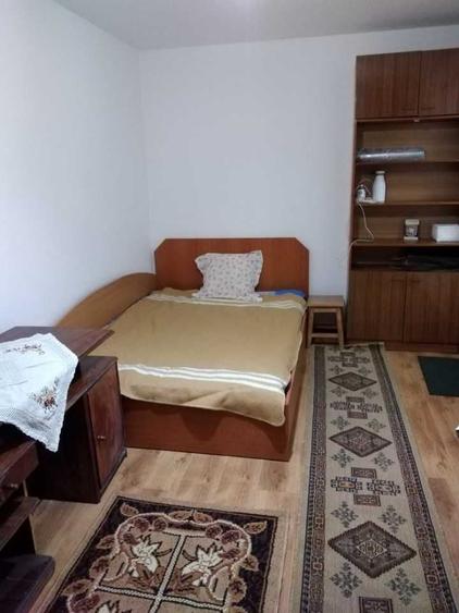 Garsonieră decomandată în Zahana