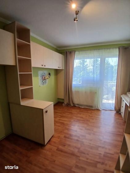 Apartament cu 4 camere decomandat în Gheorgheni