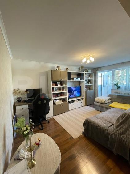 Apartament cu 3 camere decomandat, mobilat în George Enescu
