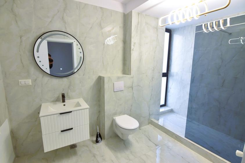 Casă individuală cu 4 camere cu Canalizare în Domnești