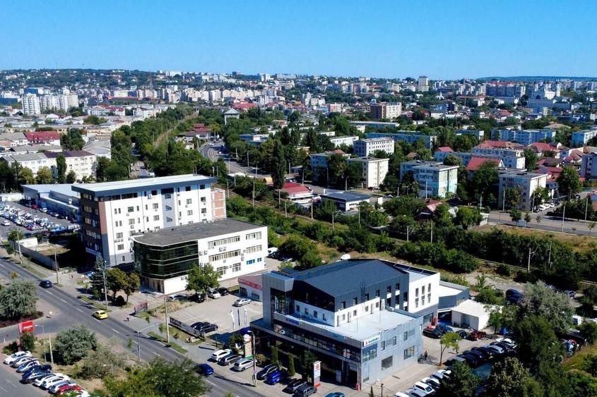 Spațiu comercial, de 30 mp, în Galata