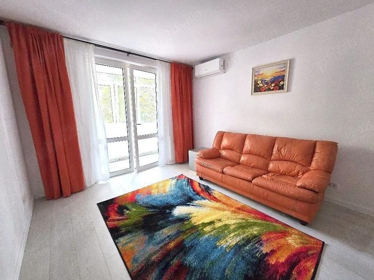 Apartament cu 2 camere semidecomandat, mobilat în Titan