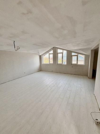 Spațiu comercial, de 70 mp, în Central