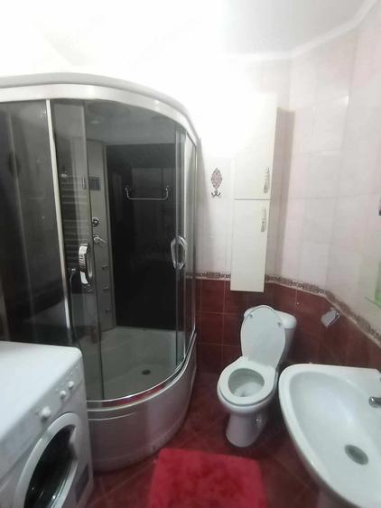 Garsonieră decomandată în 1 Mai