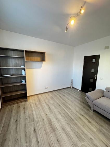 Spațiu comercial, de 42 mp, în Decebal
