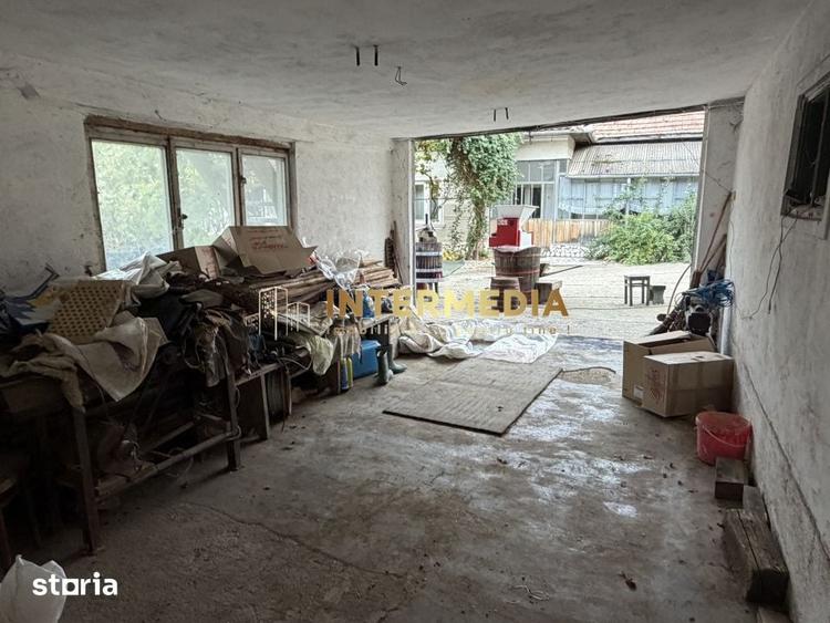 Casă cu 6 camere cu Teren 2709 Mp în Ighiu