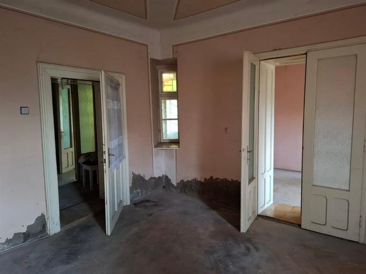 Casă individuală cu 4 camere cu Teren 879 Mp în Nădlac