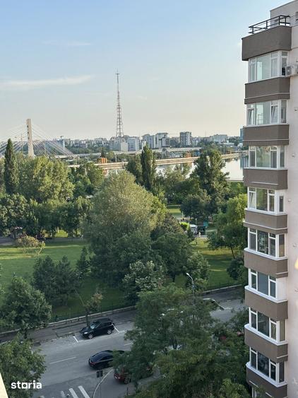 Apartament cu 2 camere decomandat în Crângași