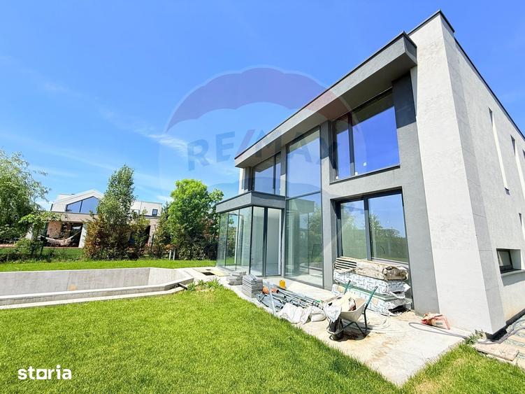 Casă cu 5 camere cu Teren 753 Mp în Balotești