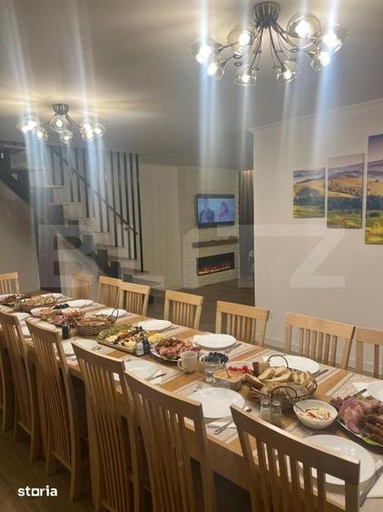 Casă cu 10 camere cu Teren 3462 Mp în Mărișel