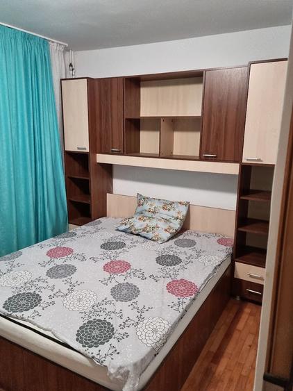 inchiriez apartament zona malu rosu direct proprietar - 19
