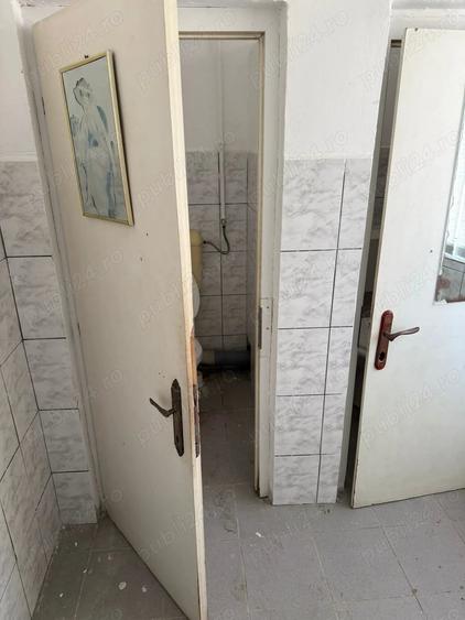 Spațiu comercial, de 400 mp, în Sânnicolau Mic