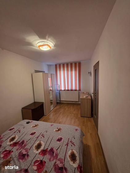 Apartament cu 2 camere semidecomandat în Micro 14