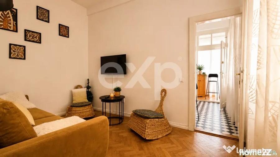 Apartament cu 2 camere semidecomandat, mobilat în Centrul Istoric