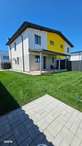Casă cu 4 camere cu Teren 260 Mp în Vidra