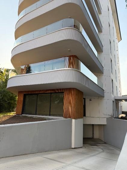 Apartament cu 3 camere decomandat, mobilat în Cișmigiu
