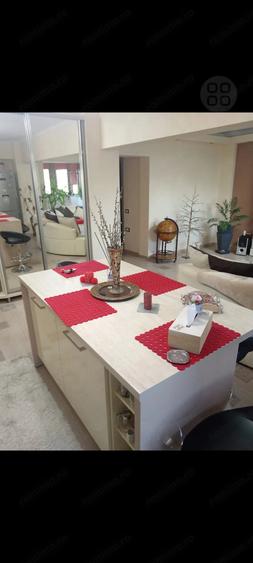 Apartament cu 2 camere decomandat în Intim