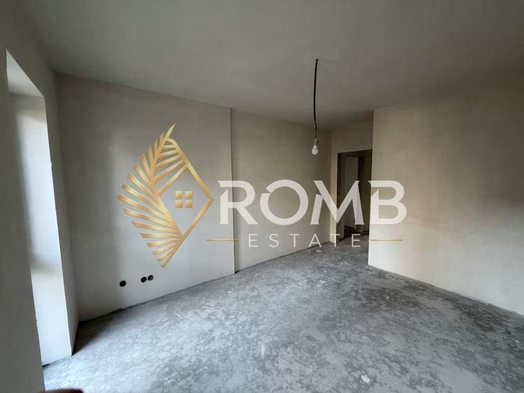 Apartament cu 5 camere semidecomandat în Mănăștur