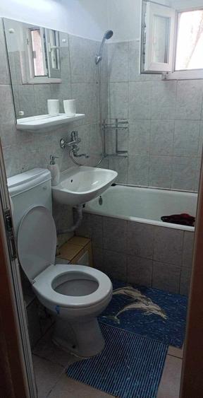 Garsonieră decomandată în Bucium