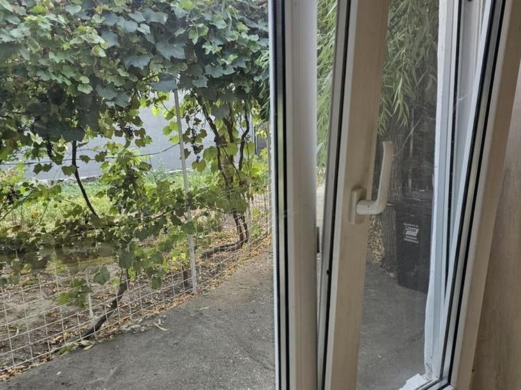 Casă individuală cu 2 camere cu Teren 650 Mp în Brazda lui Novac