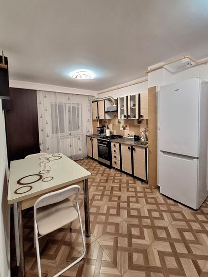 Apartament cu 2 camere decomandat în Cetate