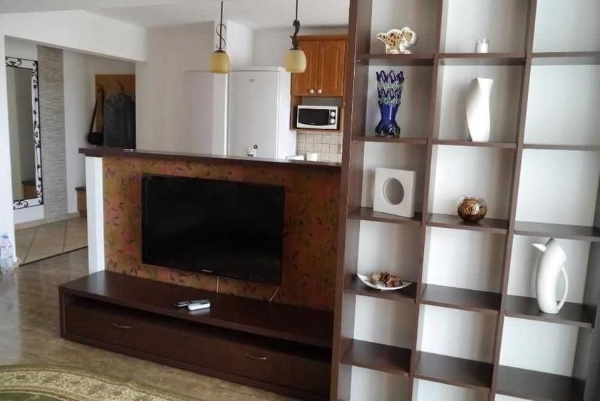 Apartament cu 2 camere decomandat în Uileacu de Munte
