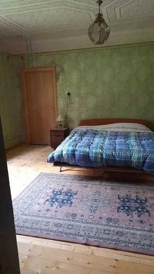 Casă cu 4 camere în Corbești
