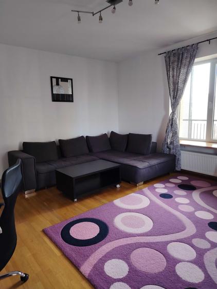 Apartament cu 3 camere decomandat în Splaiul Unirii