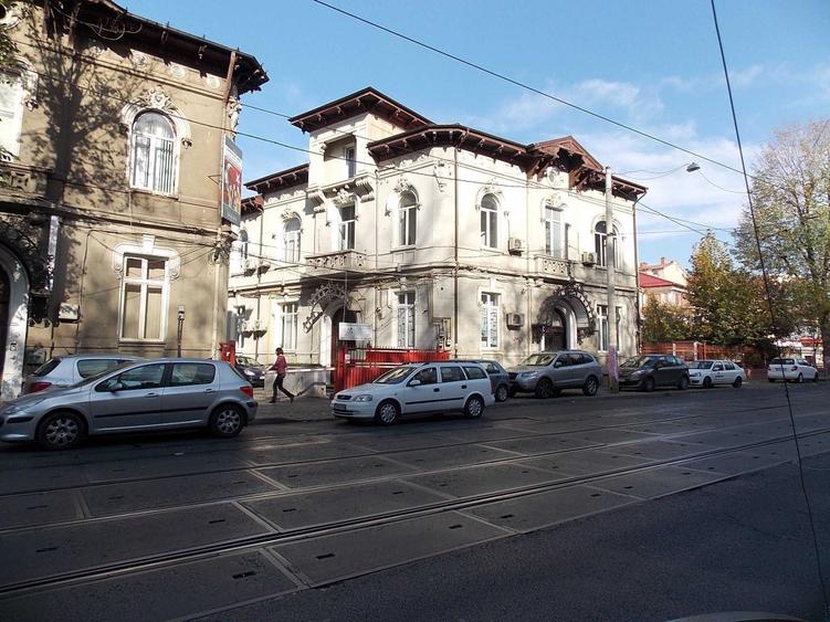 Spațiu comercial, în Central