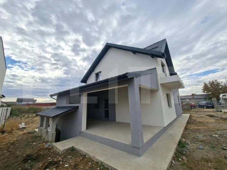 Casă cu Teren 350 Mp în Bariera Vâlcii