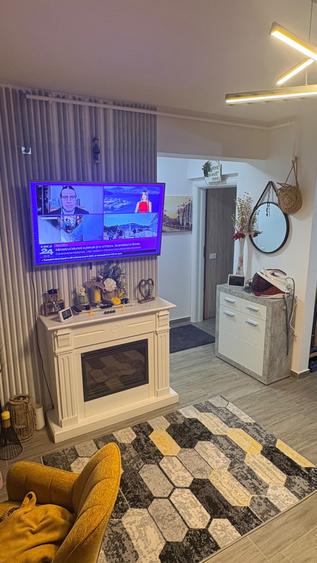 Apartament cu 2 camere semidecomandat în Apărătorii Patriei