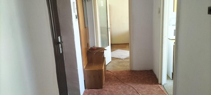 Apartament cu 2 camere decomandat în Exterior Vest
