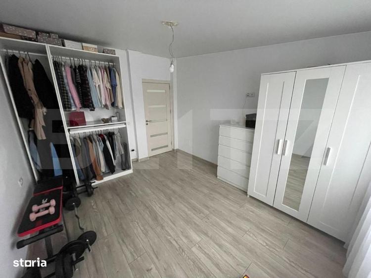Casă cu 4 camere în Breazu
