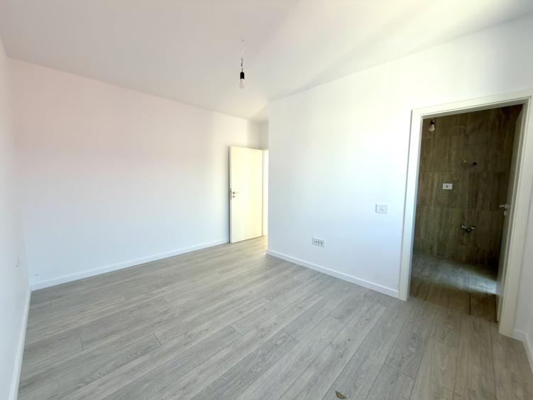 Apartament cu 3 camere decomandat în Braytim