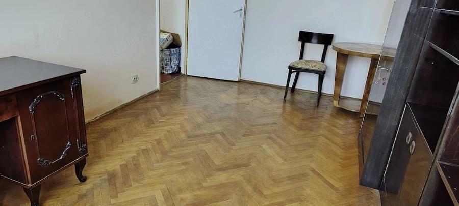 Apartament cu 3 camere decomandat în Gheorgheni