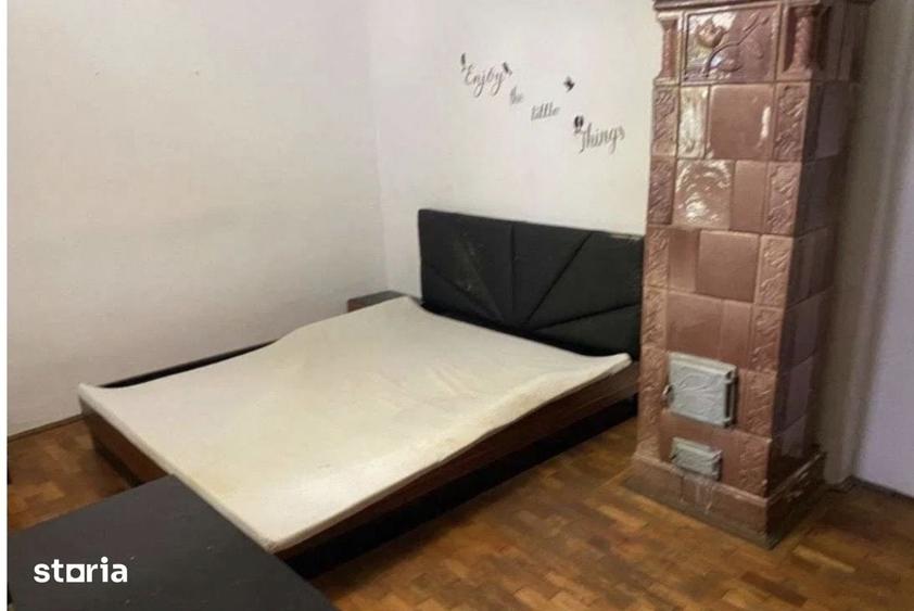 Casă cu 2 camere decomandat cu Teren 65 Mp în Foișorul de Foc