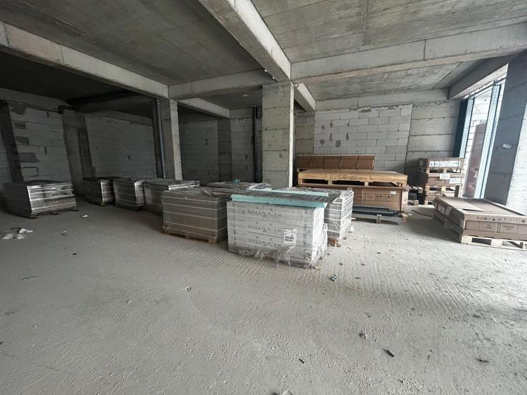 Spațiu comercial, de 157 mp, în ICIL