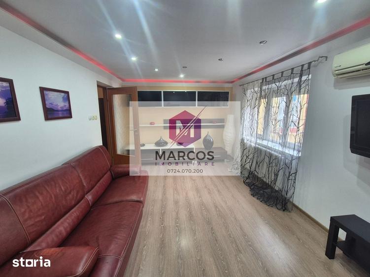 Apartament cu 2 camere decomandat în Central