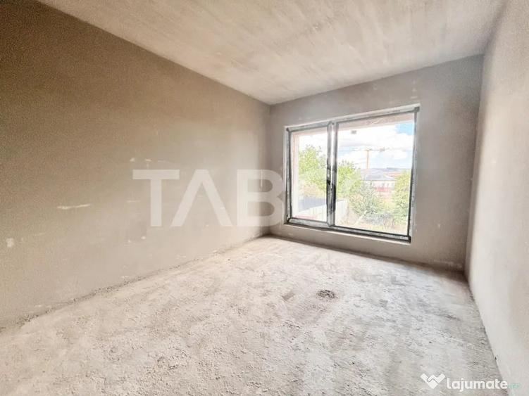 Apartament cu 4 camere semidecomandat în Mărăști