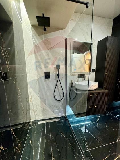 Apartament cu 3 camere semidecomandat, mobilat în Mănăștur